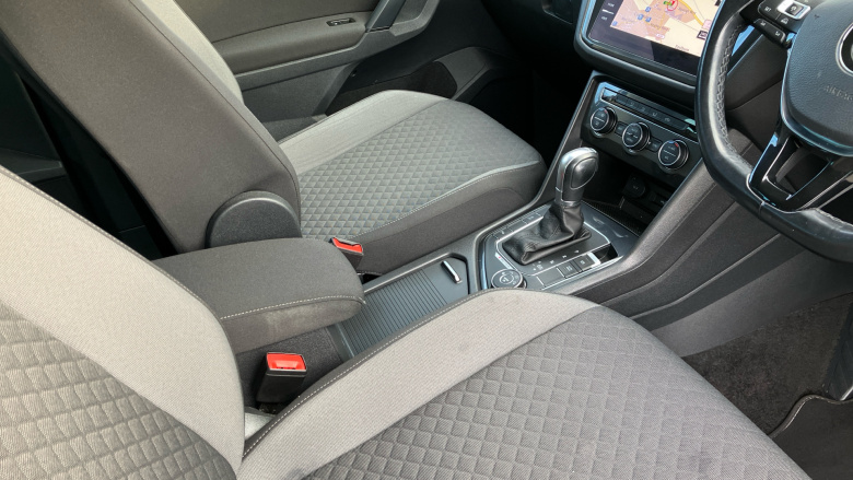 Volkswagen Tiguan 2.0 TDi 150 4Motion SE Nav 5dr DSG Diesel Estate